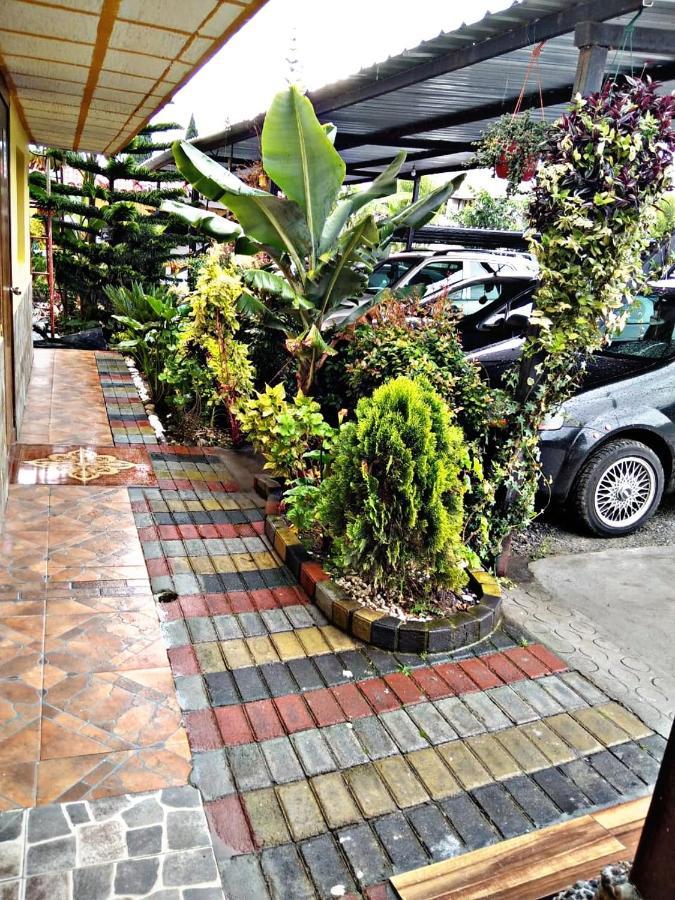 Hostal Mariscal Sucre Tababela Exterior photo