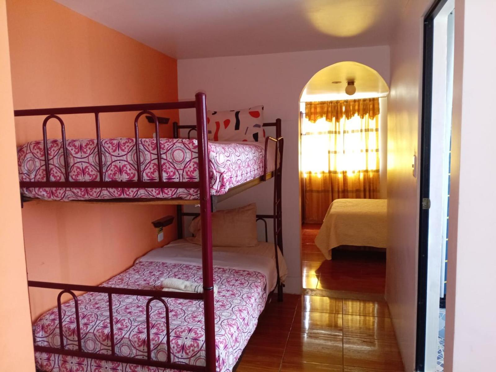 Hostal Mariscal Sucre Tababela Exterior photo