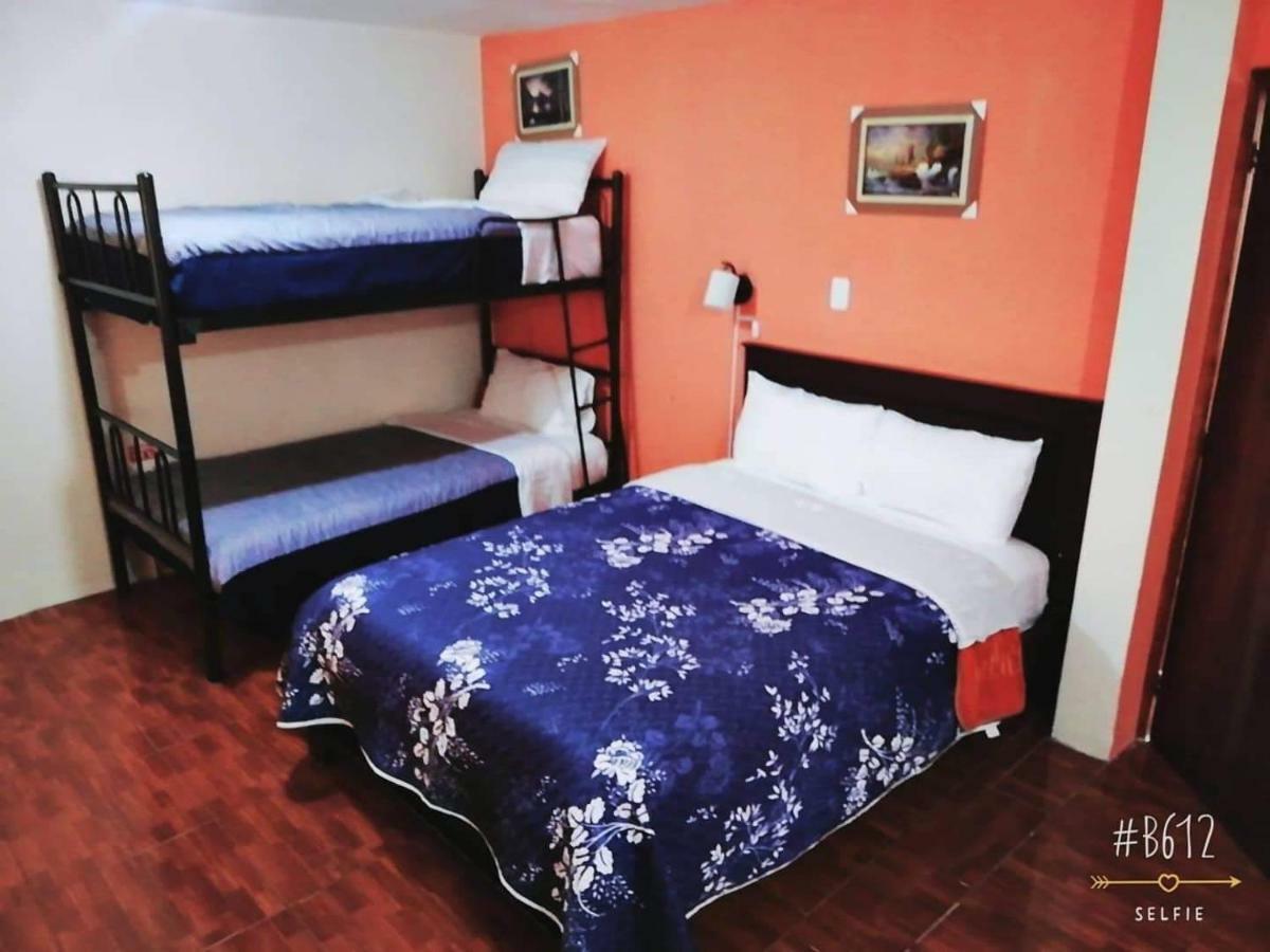 Hostal Mariscal Sucre Tababela Exterior photo